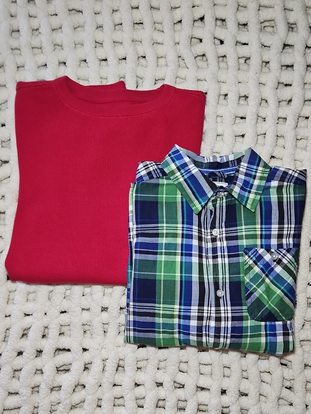 Boys Big Kids Red Thermal Top & Green Blue Plaid Button-Down Shirt Lot L/XL